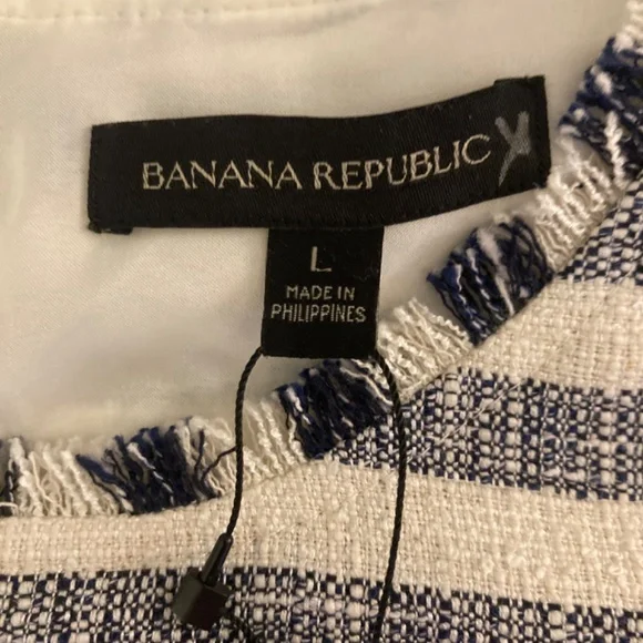 NWT- Banana Republic tweed striped sleeveless top - navy and white - size L - Picture 5 of 6